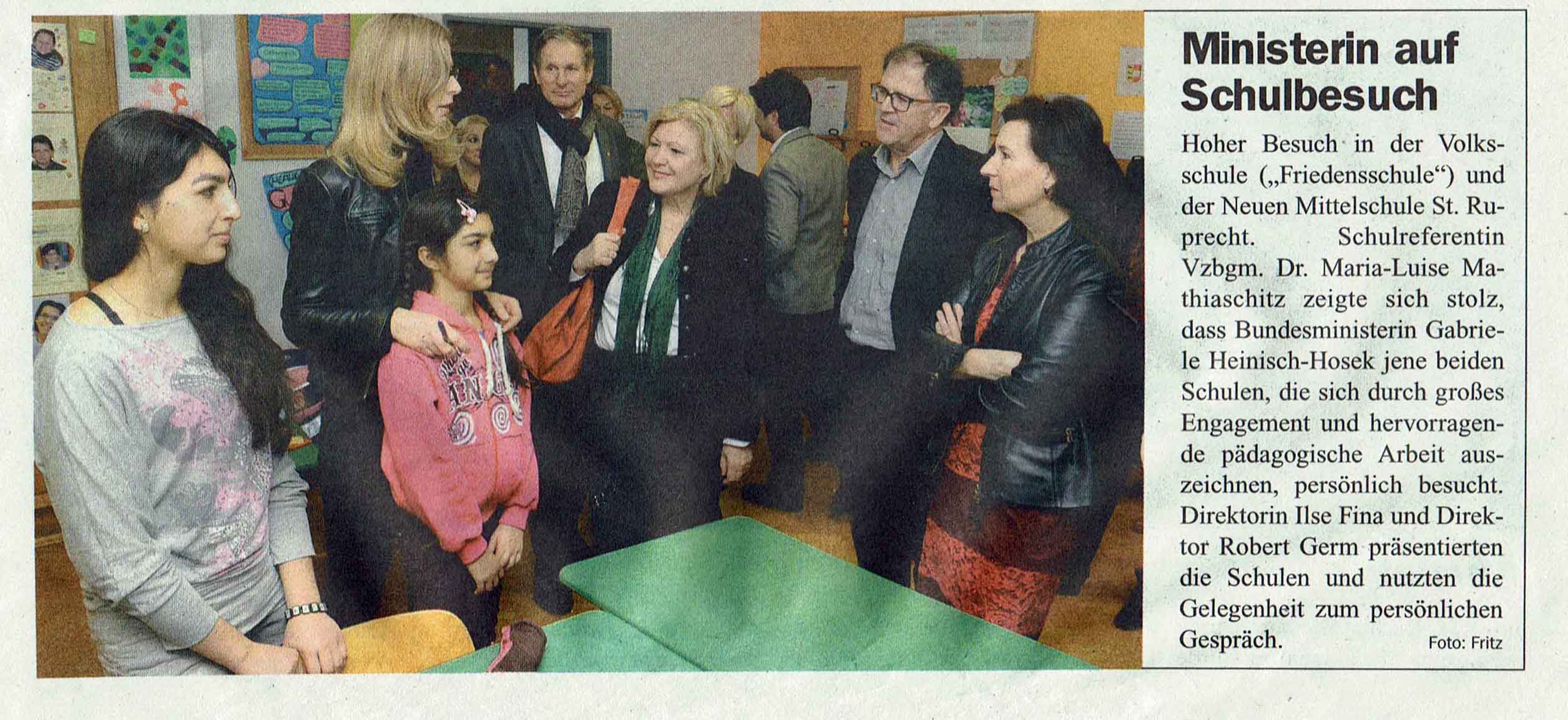 Ministerin auf Schulbesuch